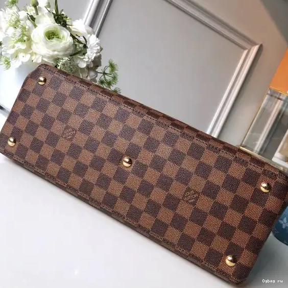 RIVERSIDE Vuitton Louis 0629